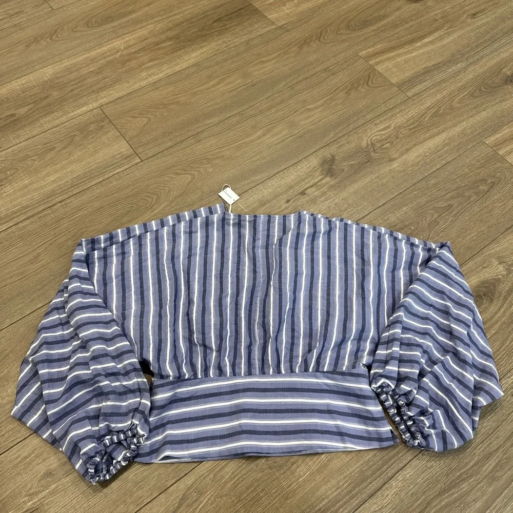 Banana Republic Womens Size 8 Blue‎ Striped Shirred Puff Sleeve Crop Blouse NWT